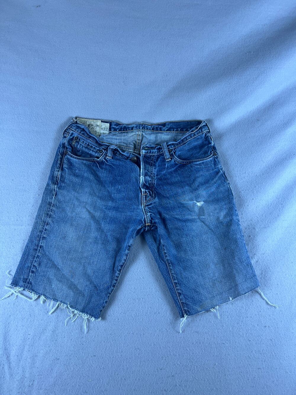 Abercrombie & Fitch Denim Shorts Mens 32 Blue Cut-Off Distressed Medium Wash